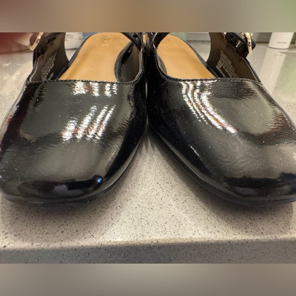 J. Crew Mart Jane Black Patent Leather Slingback Heels - Picture 5 of 6